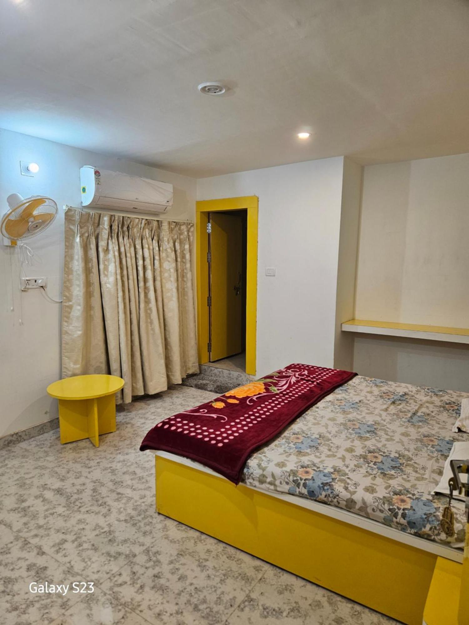 Couple Friendly Hotel - Sunset أورشها المظهر الخارجي الصورة